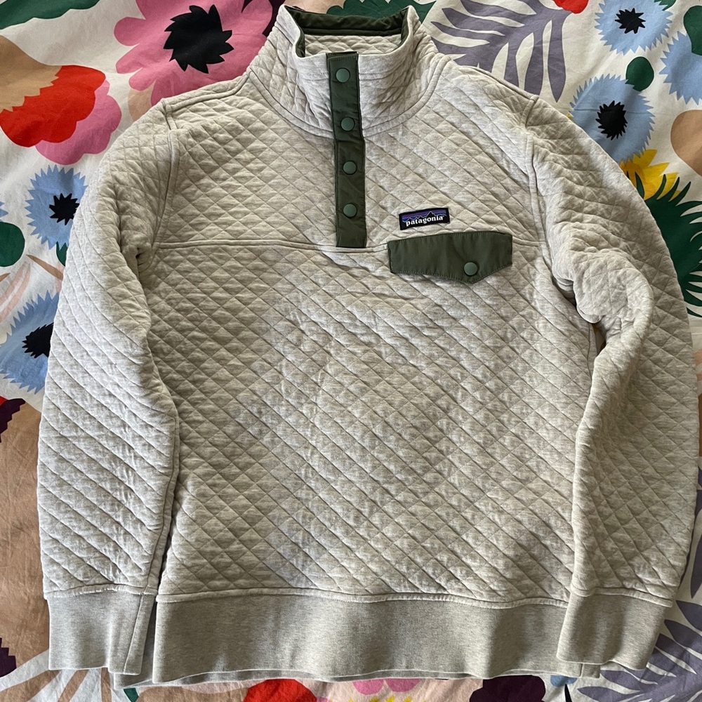 Men’s Small Patagonia Organic Cotton Quilt Snap-T Pullover in Cream and Green